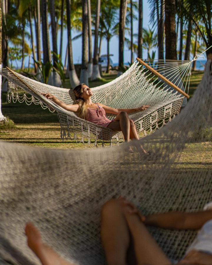 Hotel La Isla Parrita Exteriör bild