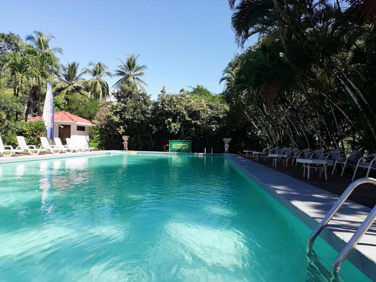 Hotel La Isla Parrita Exteriör bild